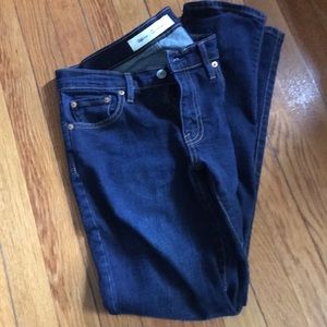 Gap Real Straight Jeans 26